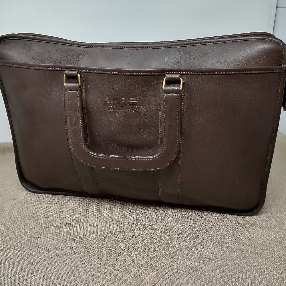 CHOCOLATE BROWN LEATHER BRIEFCASE
